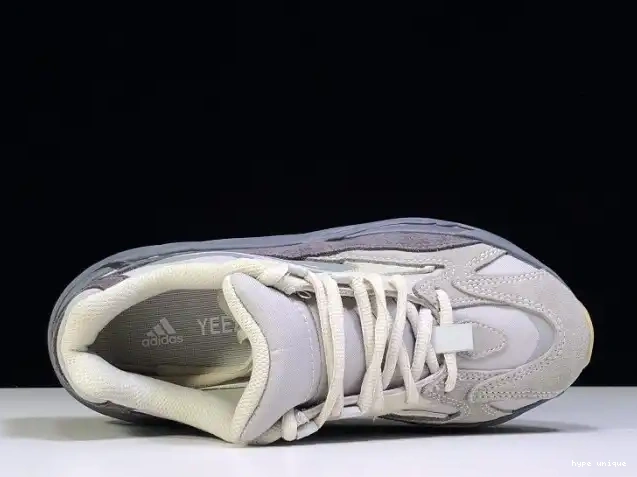 hype v2 Tephra 700 FU7914 Adidas Boost Yeezy 0602